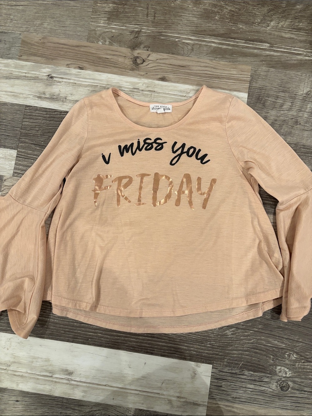 Ten Sixty Sherman Peach Bell Sleeve 'I Miss You Friday' Top Youth M